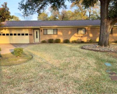 2 Bedroom 2BA 1337 ft Single Family Home For Sale in LONGVIEW, TX