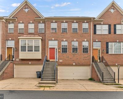 3 Bedroom 3BA 1848 ft Townhouse For Sale in Chantilly, VA