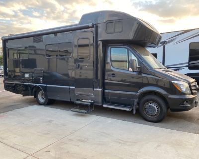 2017 Winnebago VIEW 24J