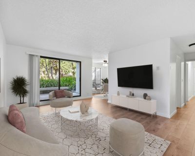 1 Bedroom 1BA 791 ft Condo For Sale in EMERYVILLE, CA