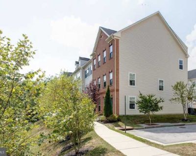 4 Bedroom 5BA 3024 ft Apartment For Rent in Elkridge, MD
