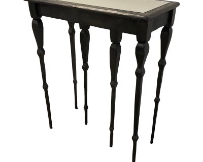 Leo Keystand Console Table