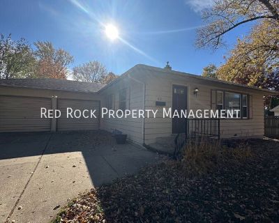 3 Bedroom 1BA Single-family home For Rent in Janesville, WI