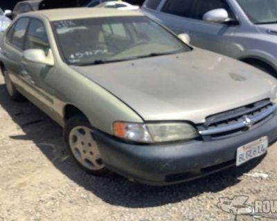 1998 Nissan Altima