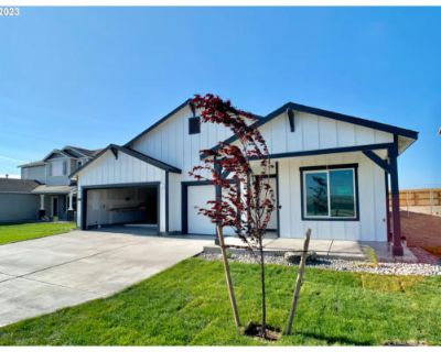 4 Bedroom 2BA 1906 ft Single Family Home For Sale in Umatilla, OR