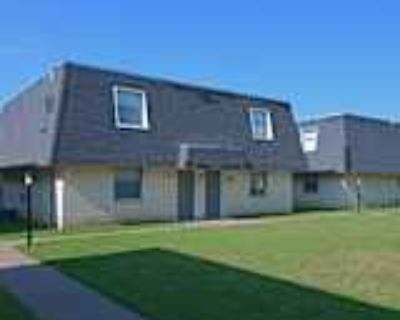 2 Bedroom Apartment For Rent in Lawton, OK 2110 NW Lindy Ave