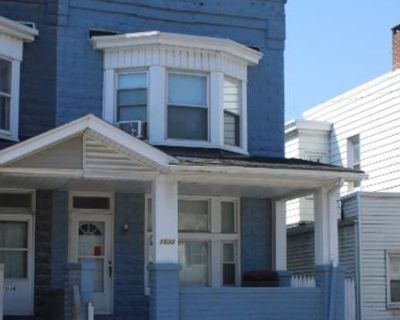 3 Bedroom 1.5BA 1440 ft Apartment For Rent in York, PA