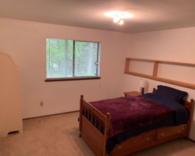 Private rooms for rent with 2 bathrooms in Graham, WA