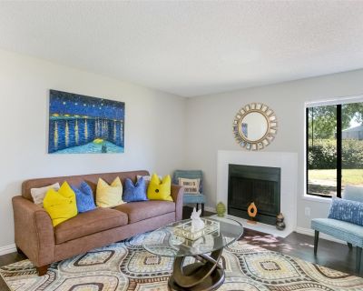 1 Bedroom 1BA 732 ft Apartment For Rent in Irving, TX