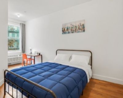 Furnished Room for Rent in 5 Bedroom 2 BA Apartment in Williamsburg, New York