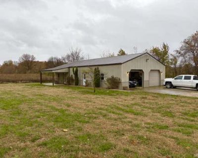 2 Bedroom 1BA 1248 ft Single Family Home For Sale in PETERSBURG, IN