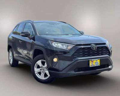 2021 Toyota RAV4 XLE Sport Utility 4D