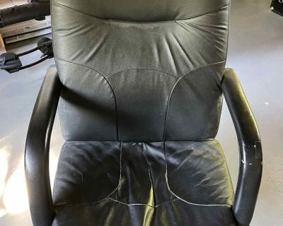 Adjustable Desk Chair