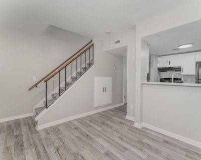 611 E Central Ave. Move-In Special: Enjoy the first month of rent FREE!!! Contact our office today for more information and to schedule a tour! Welcome to Caswell at Central Avenue, a charming and vibrant apartment community nestled in the heart of Asheboro, North Carolina. Our thoughtfully designed apartments offer a perfect blend of comfort, style, and convenience, providing you with a place ...