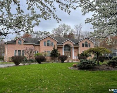 6 Bedroom 6BA Single Family Home For Sale in ALLENDALE, NJ