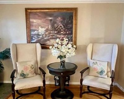 Castaway Has A Gorgeous Estate Sale in St. Pete!