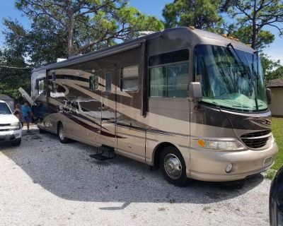2000 Coachmen 38' Motor Home