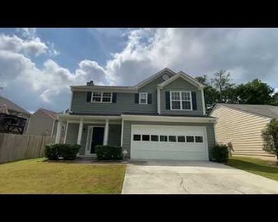 3 Bedroom 2.5BA Pet-Friendly House For Rent in Stone Mountain, GA