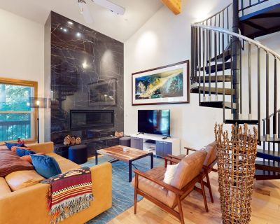 2 Bedroom 2BA Condo Vacation Rental in Olympic Valley Ski Loft, Squaw Valley, CA