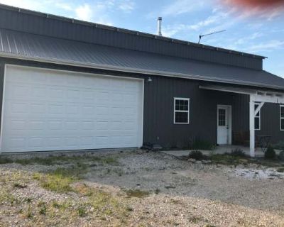 2 Bedroom 1BA 1520 ft Pet-Friendly Apartment For Rent in Taney County, MO