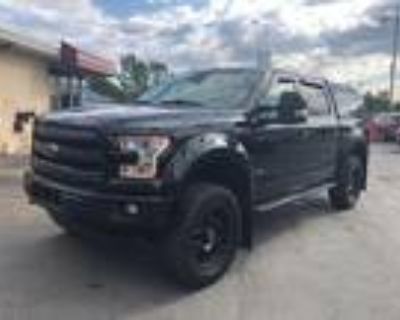 2017 Ford F-150 CREW CAB PICKUP 4-DR