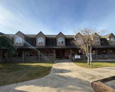 1 Bedroom 1BA 1114 ft Apartment For Rent in Salem, CT