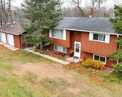 3 Bedroom 2BA 1494 ft Single Family Home For Sale in EAGLE RIVER, WI
