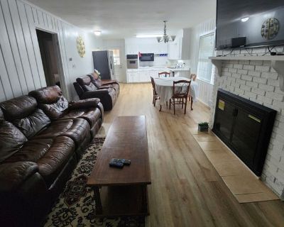 Unfurnished Room for Rent - Bright room in Winston-Salem