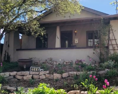 Total rooms: 3. Deposit: $0.00 * Utilities included?: Yes * Fees apply?: No. References are not required. No preference. Non-smoking. Not for couples. Age preference: 25 - 35. Furnishings: Unfurnished * Parking: Yes * Garage: No * Yard/patio: Yes * Balcony/roof terrace: Yes * Disabled access: No * Living room: shared * Broadband included: Yes. Availability Available Now Minimum term 6 months Ma...