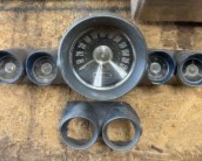 1959/1960 Chevrolet Impala instruments and pods