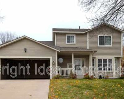 631 Eagle Ridge Road. image_url. On-site laundry Garage Accessible Internet access Property Amenities accessible on-site laundry parking garage internet access. 4 Bedroom. 2 Bathroom. 2760 ft