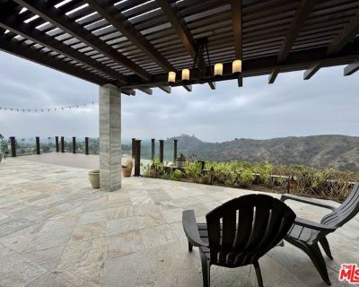 5 Bedroom 5BA 3505 ft Apartment For Rent in Los Angeles, CA