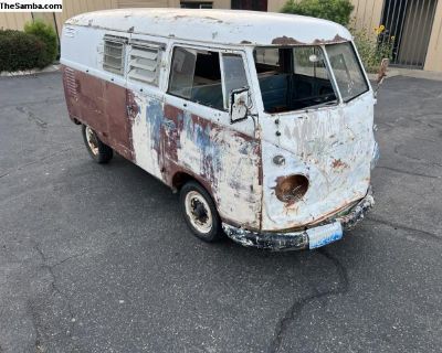 1959 VW Bus Double Door Camper
