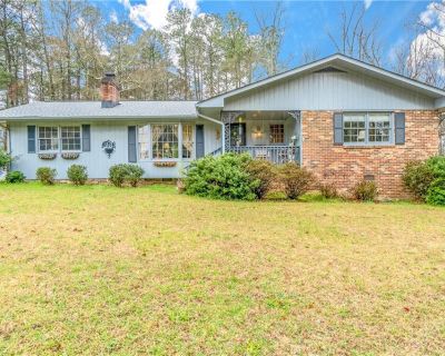 3 Bedroom 2BA 1456 ft Single Family House For Sale in Wakefield, VA