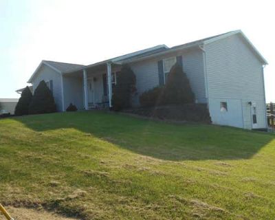 5 Bedroom 4BA 3756 ft Single Family Home For Sale in VICHY, MO