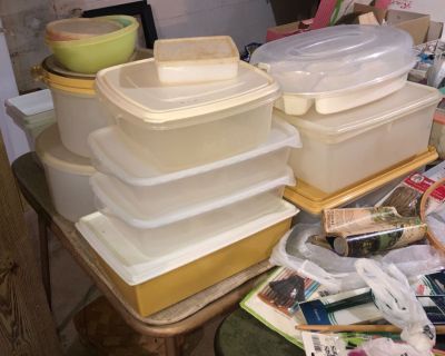 Tupperware Rubbermaid Food Storage Containers - household items - by owner  - housewares sale - craigslist