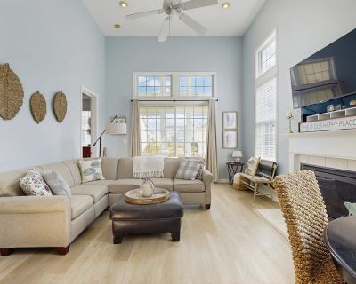 3 Bedroom 3BA Pet-Friendly House Vacation Rental in Bayside Resort - 36295 Sunflower...