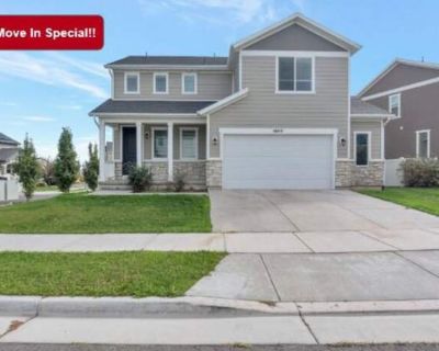 3 Bedroom 2.5BA 2725 ft Apartment For Rent in Herriman, UT