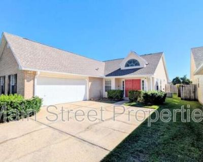 3 Bedroom 2BA 1540 ft Pet-Friendly Apartment For Rent in Ferry Pass, FL