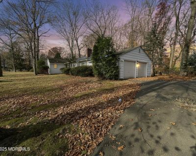 3 Bedroom 2BA 1724 ft Single Family House For Sale in Middletown, NJ
