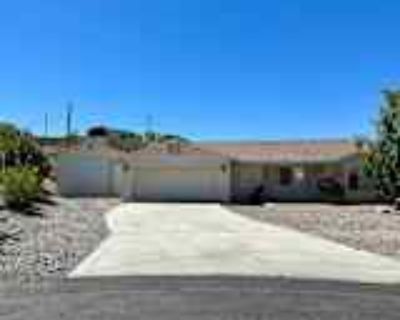 3 Bedroom 2BA 1285 ft² House For Rent in Lake Havasu City, AZ 2836 Seville Ln