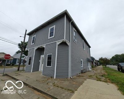 W Washington St Unit,shelbyville, Condo For Rent