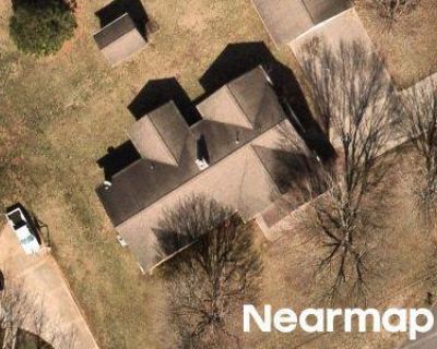 3 Bed 2.0 Bath Preforeclosure Property in Knoxville, TN 37918 - E Chermont Cir