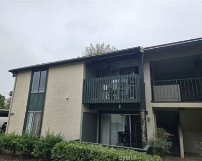 2 Bedroom 2BA 947 ft Condo For Rent in Lake Forest, CA