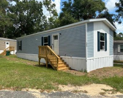 2 Bedroom 1BA 768 ft Mobile Home For Rent in Tallahassee, FL