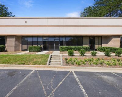 Commercial Property For Rent in Peachtree Corners, GA