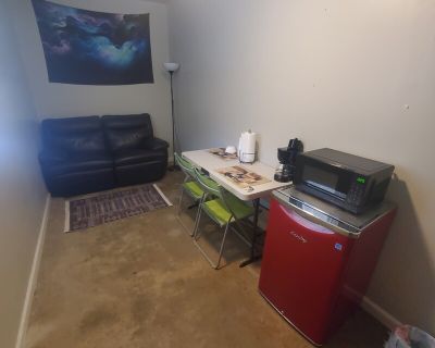 Nortex (Has a House) on iROOMit. Room in the 1 Bedroom 1BA House For Rent