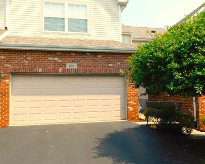2 Bedroom 3BA 1750 ft Townhouse For Sale in Bolingbrook, IL