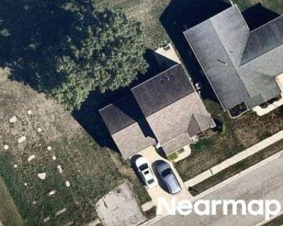 3 Bed 3 Bath Preforeclosure Property in Delta, OH 43515 - Redbud Ln