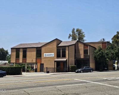 1200 ft Commercial Property For Rent in Los Angeles, CA